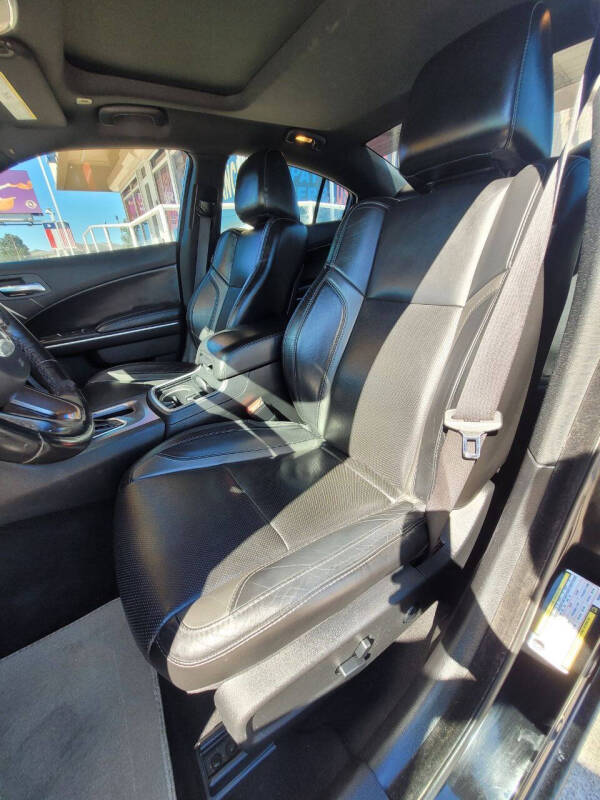 2019 Dodge Charger SXT