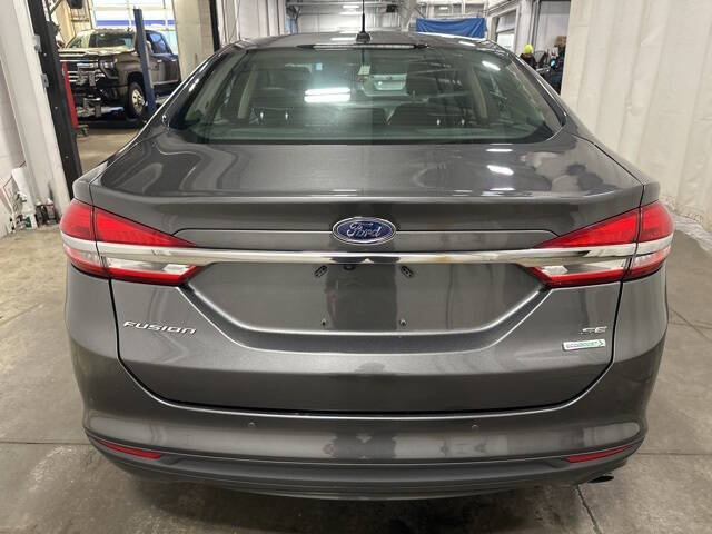 2017 Ford Fusion SE