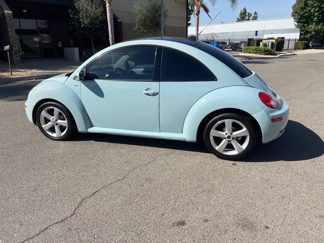 2010 Volkswagen New Beetle for sale at ZRV AUTO INC in Brea, CA