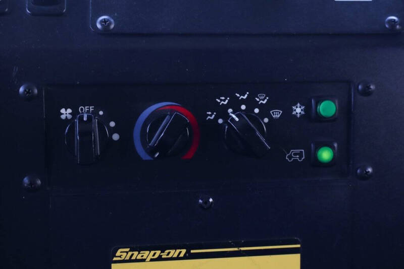 2015 Freightliner MT45 Chassis