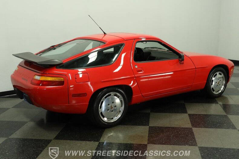 1989 Porsche 928 S4