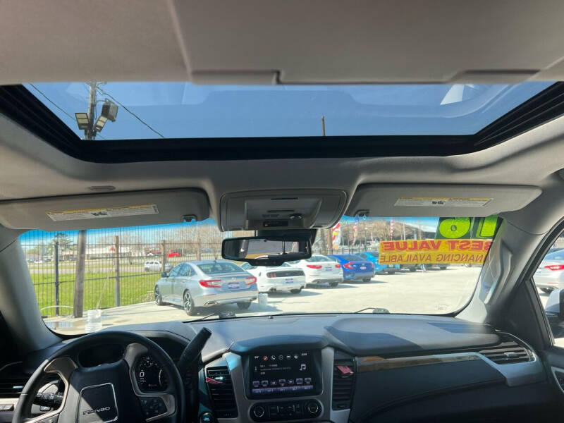 2016 GMC Yukon Denali