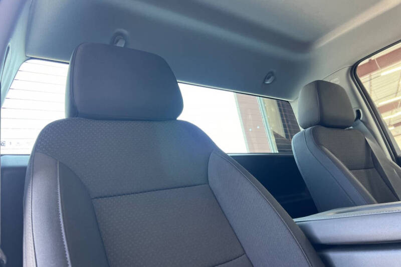 2025 GMC Sierra 2500HD Pro