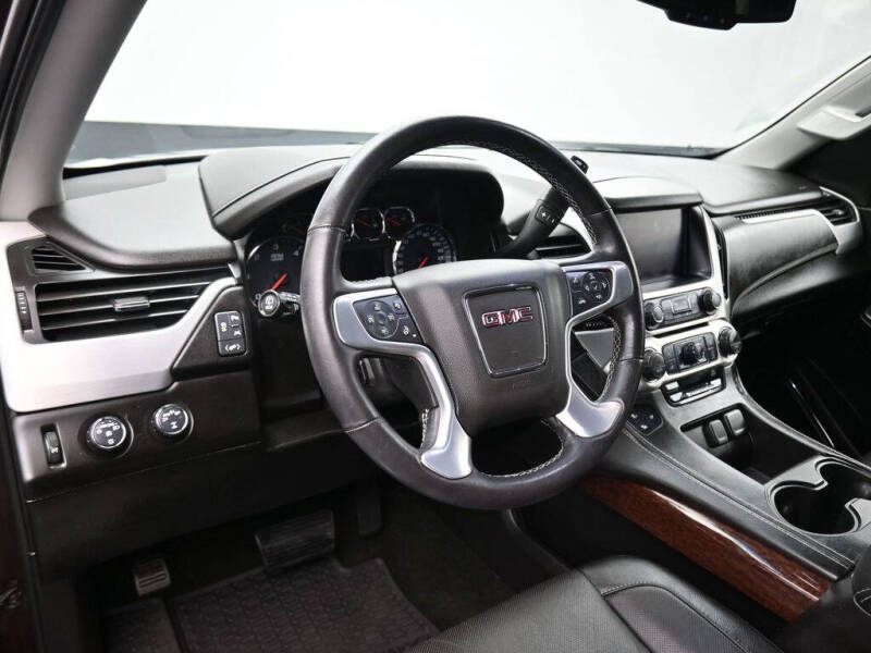2017 GMC Yukon SLT
