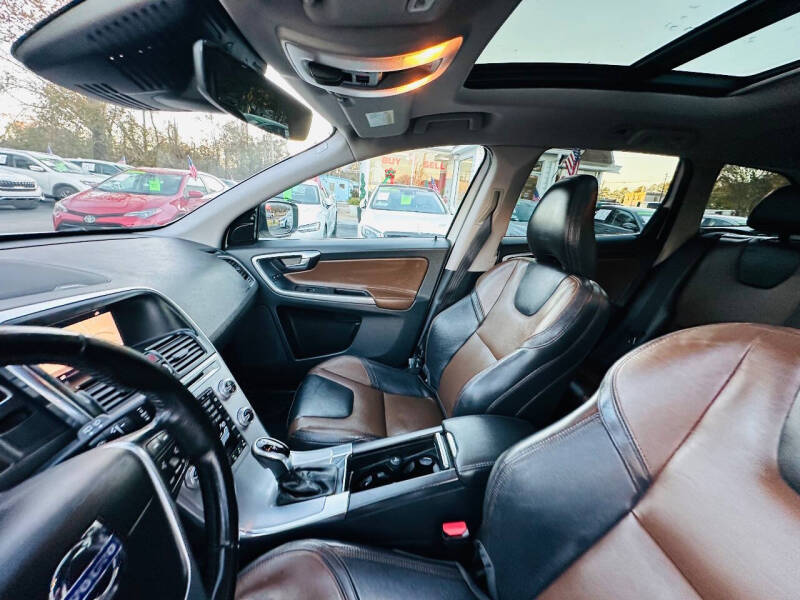 2017 Volvo XC60 T5 Dynamic