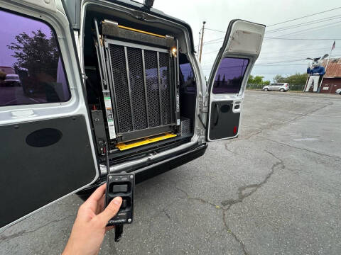 2012 Ford E-Series E-350 SD