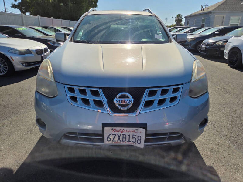 2013 Nissan Rogue SV w/SL Package