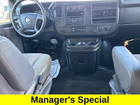 2017 Chevrolet Express LT 3500