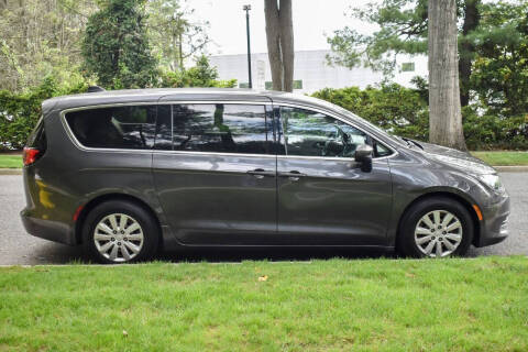 2019 Chrysler Pacifica L