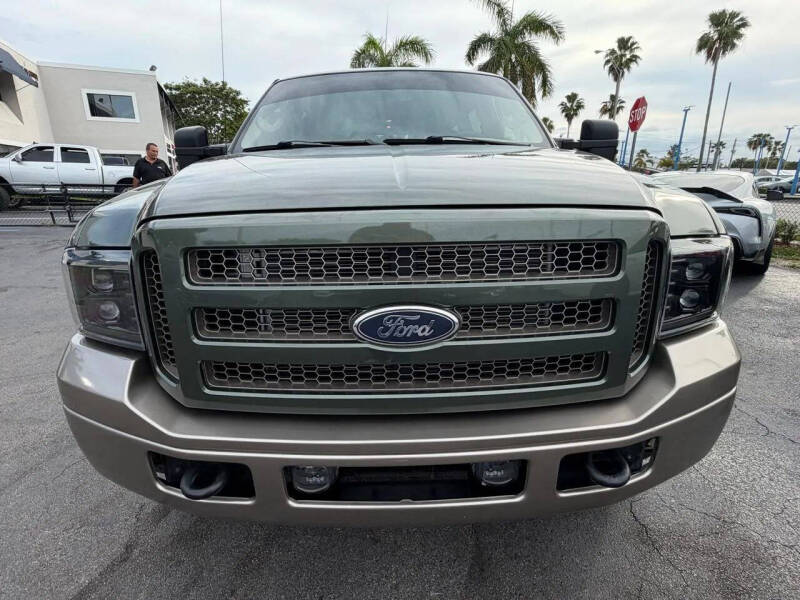 2005 Ford Excursion Eddie Bauer