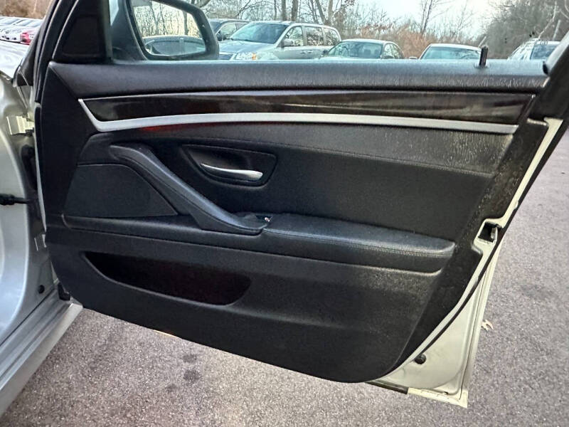 2015 BMW 5 Series 528i xDrive