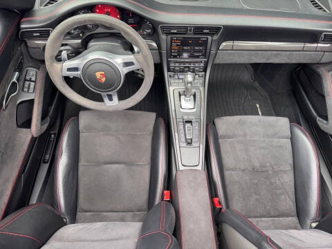 2015 Porsche 911