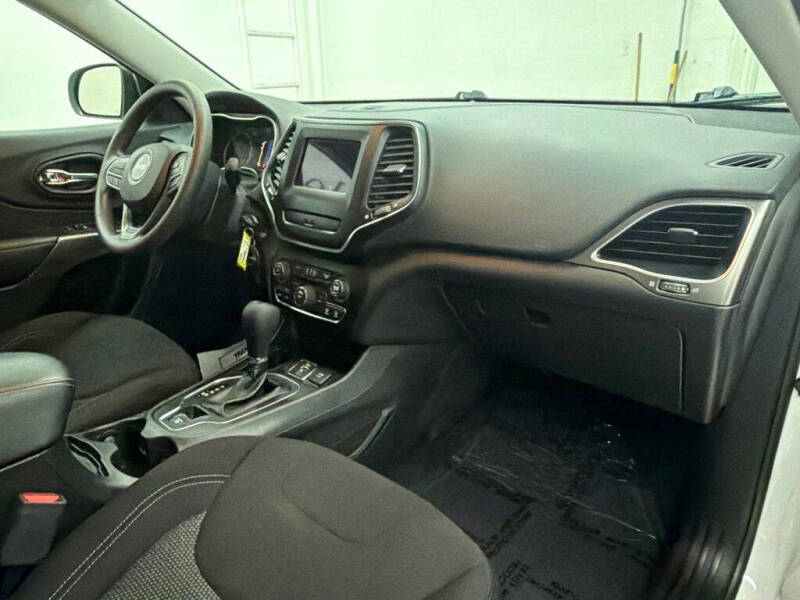 2020 Jeep Cherokee Latitude