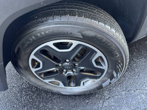 2016 Jeep Renegade Trailhawk