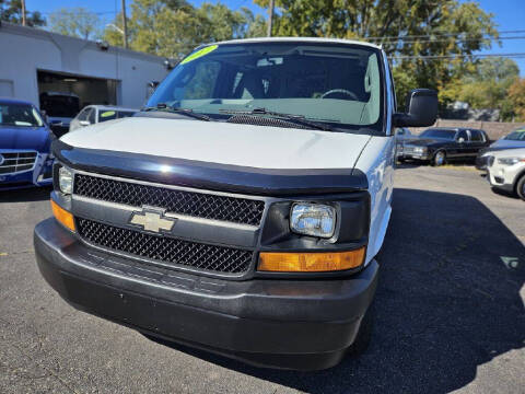 2017 Chevrolet Express 2500