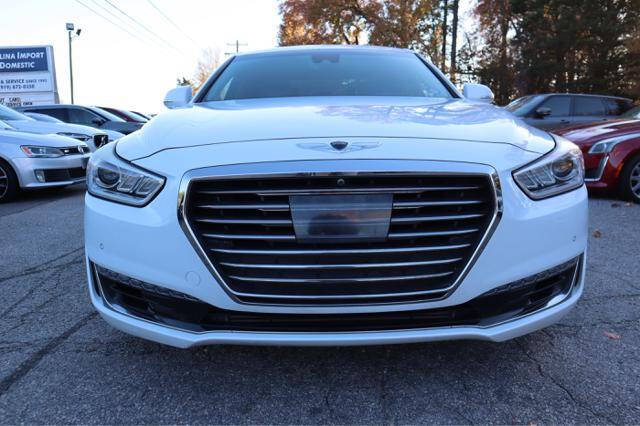 2017 Genesis G90