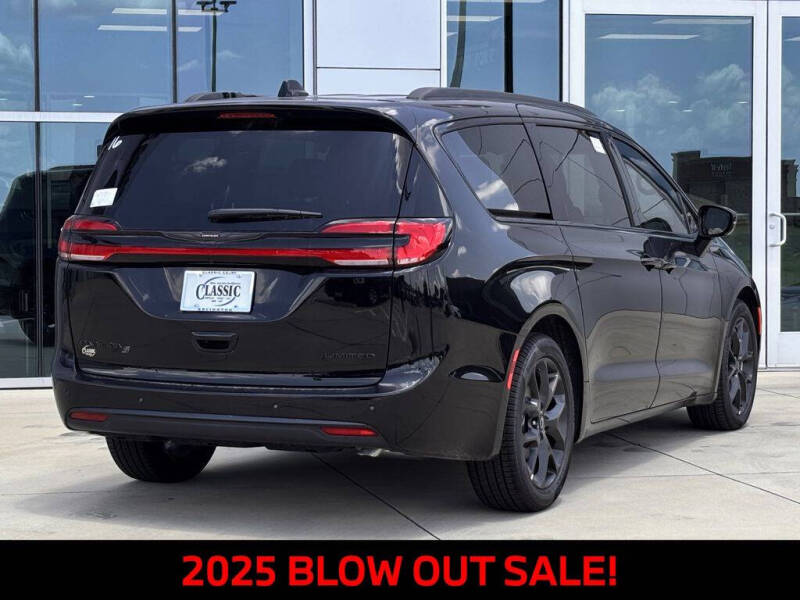 2025 Chrysler Pacifica Limited