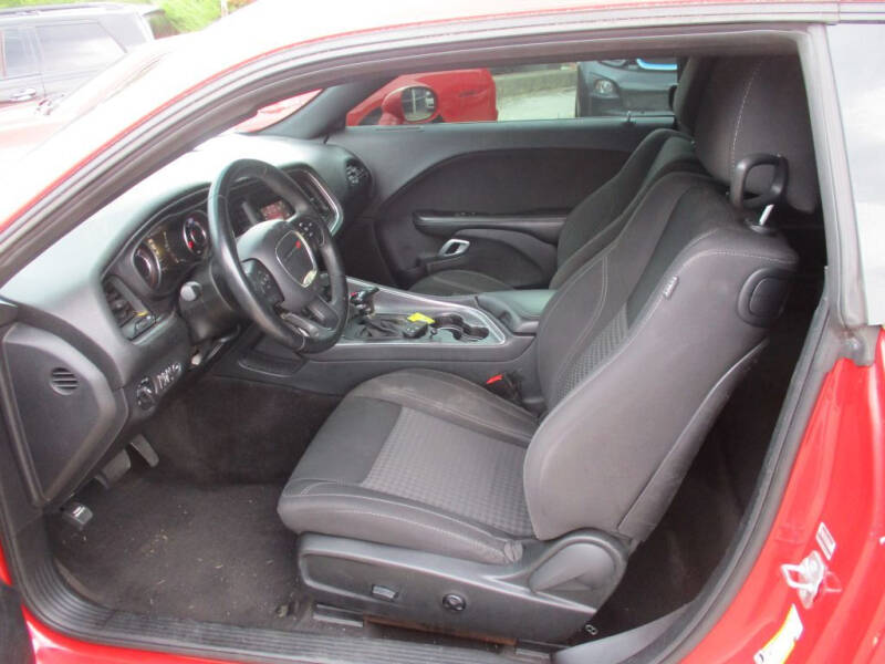 2016 Dodge Challenger SXT