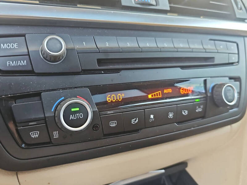 2013 BMW 3 Series 328i