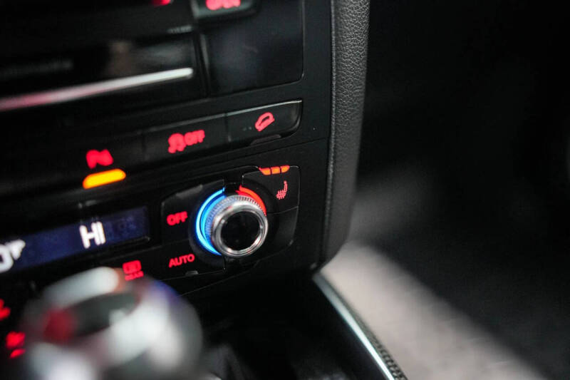 2014 Audi SQ5 3.0T quattro Premium Plus