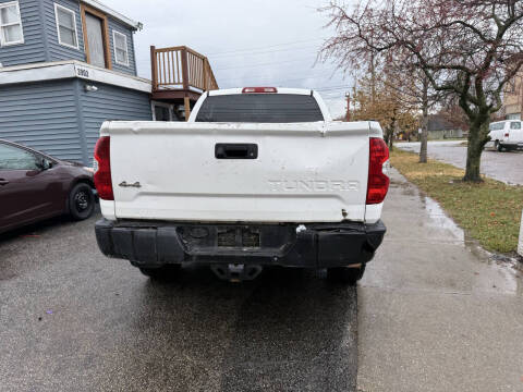 2017 Toyota Tundra SR