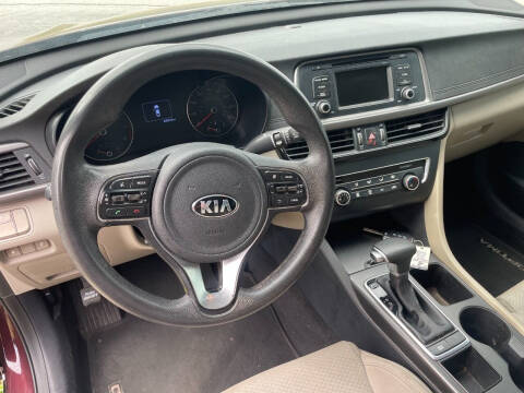 2016 Kia Optima LX
