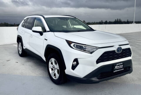 2020 Toyota RAV4 Hybrid XLE