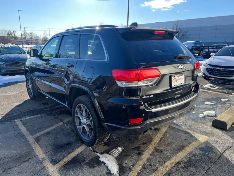 2018 Jeep Grand Cherokee Sterling Edition