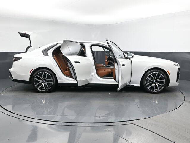 2024 BMW 7 Series 760i xDrive