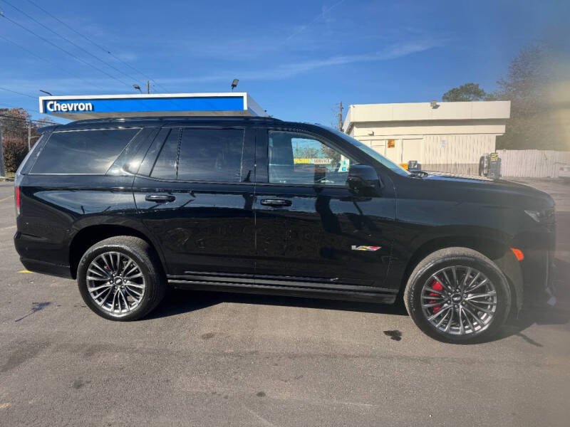 2023 Cadillac Escalade-V