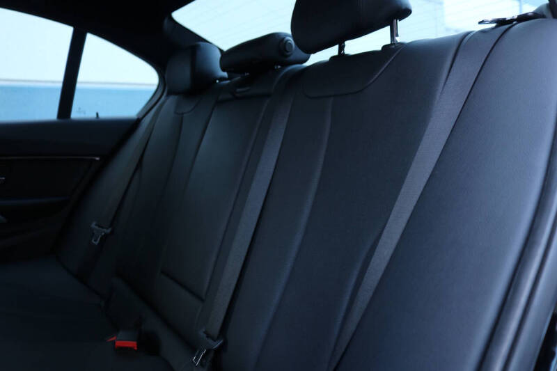 2016 BMW 3 Series 328i