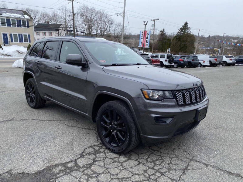 2019 Jeep Grand Cherokee Altitude