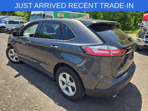 2020 Ford Edge SE