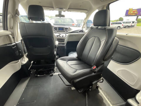 2018 Chrysler Pacifica Touring L