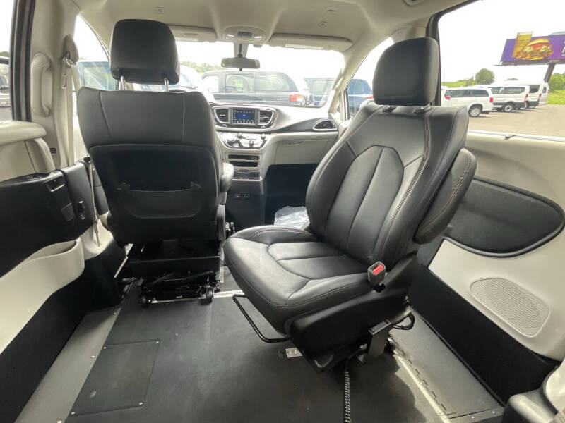 2018 Chrysler Pacifica Touring L