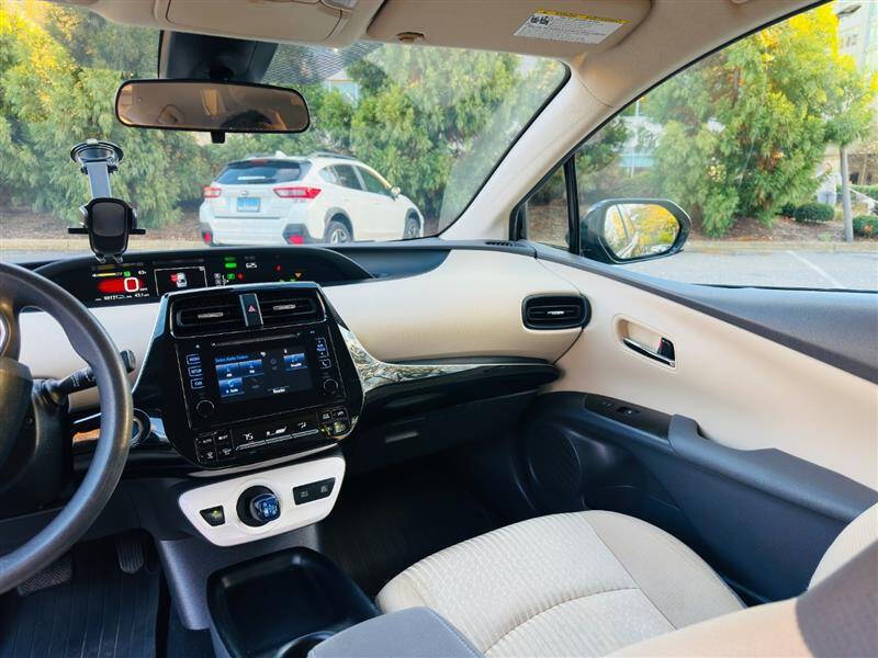 2018 Toyota Prius Two