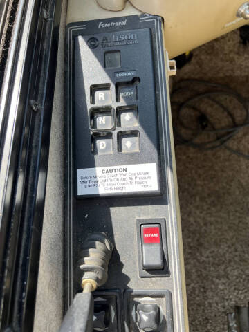 2002 Foretravel GV320 4010