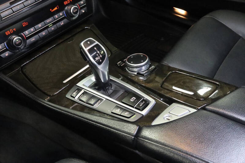 2016 BMW 5 Series 528i xDrive