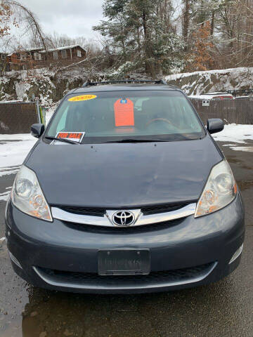 2009 Toyota Sienna for sale at ALAN SCOTT AUTO REPAIR in Brattleboro VT