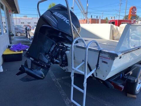 2014 Lowe Boats SD224