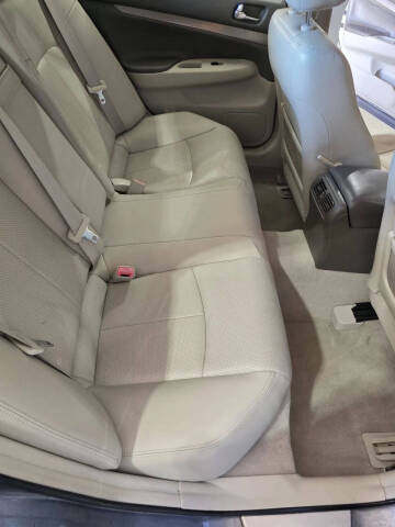 2011 Infiniti G37 Sedan Journey