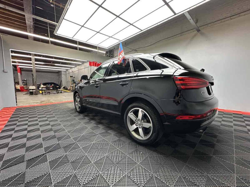 2015 Audi Q3 2.0T quattro Prestige
