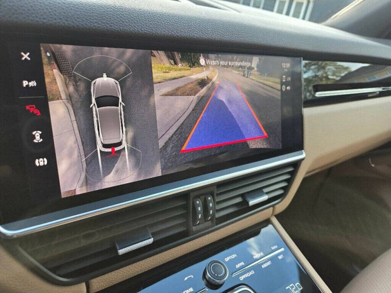 2022 Porsche Cayenne