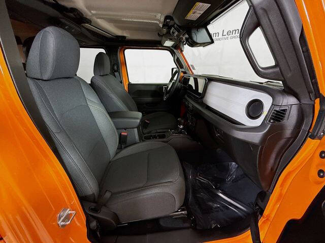 2025 Jeep Gladiator Willys