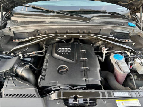 2012 Audi Q5 2.0T quattro Premium Plus