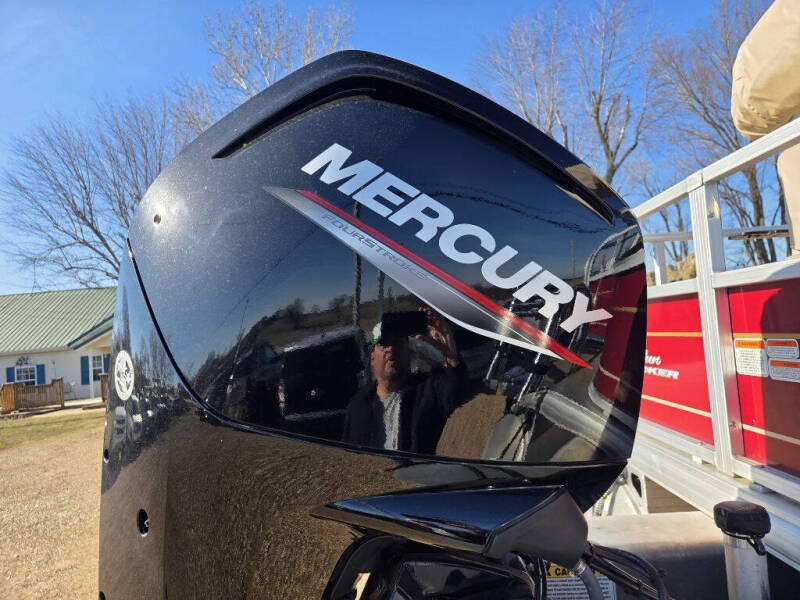 2024 Sun Tracker TRAILER
