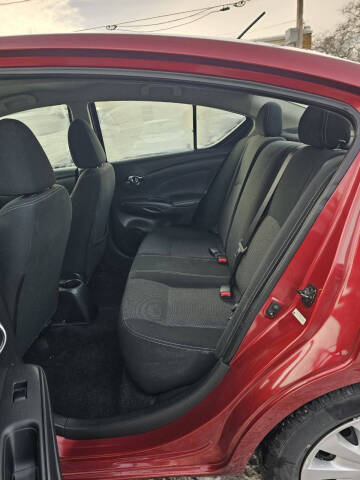 2017 Nissan Versa 1.6 S