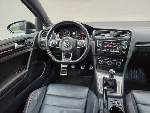 2015 Volkswagen Golf GTI Autobahn