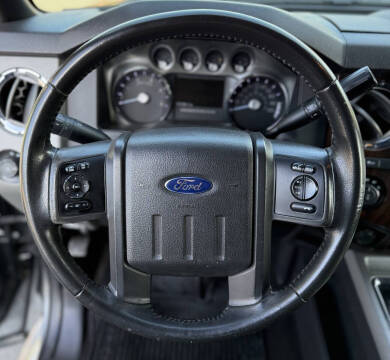 2015 Ford F-250 Super Duty Lariat