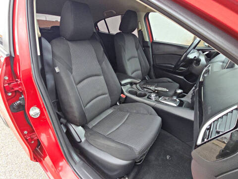 2015 Mazda MAZDA3 i Touring